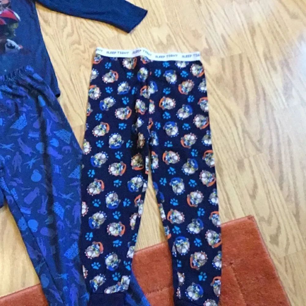 Boys pj lot size 5 - Picture 9 of 14